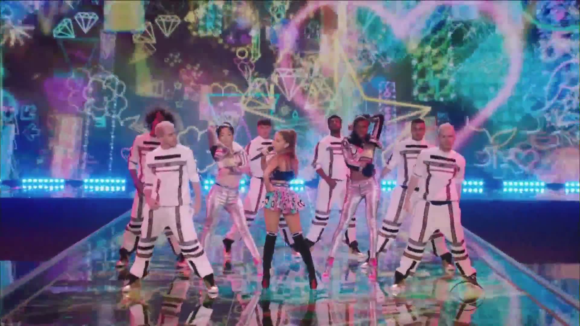 [4K超清]美女T台秀，好身材就该秀出来