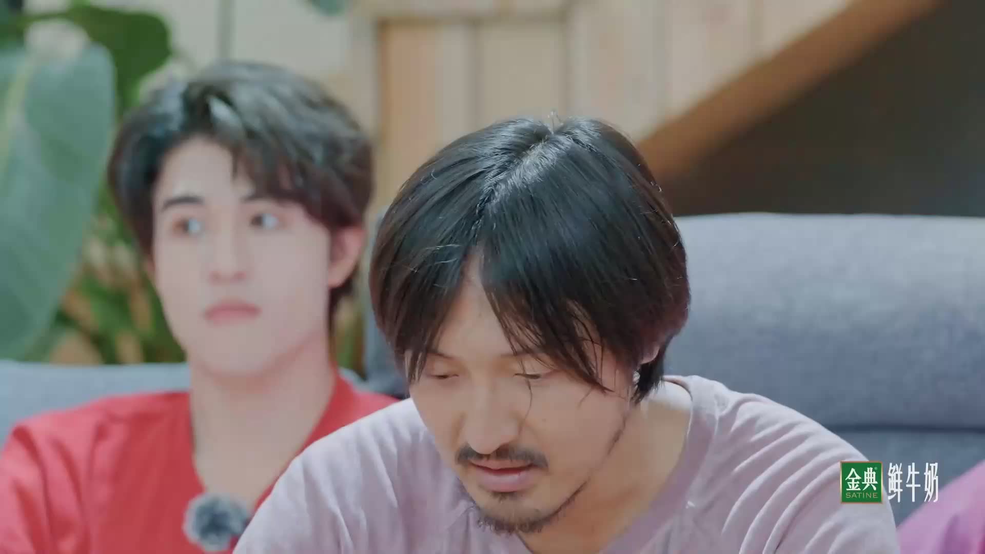 坞民集合！宋丹丹追问张翰 “代表作”，笑不活了！