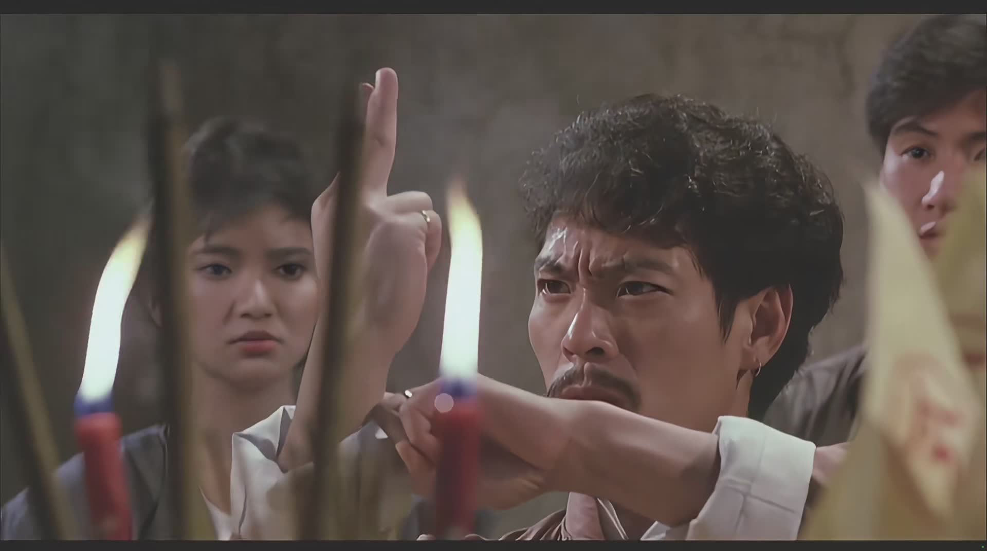 英叔护体 | 林正英搞笑僵尸系列