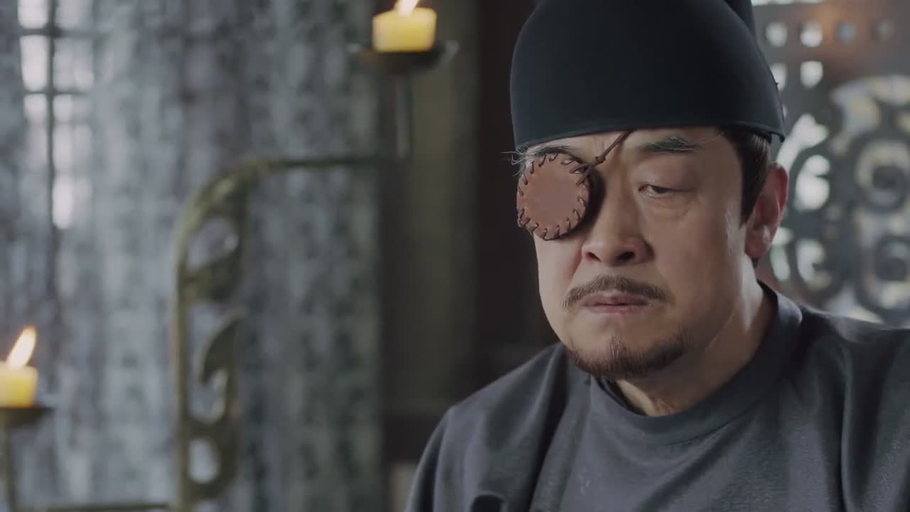 关山万里路 拔剑起长歌